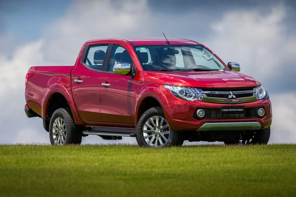 Mitsubishi L 200 L 200 2.2 DI-D 4x4 Tornado 4