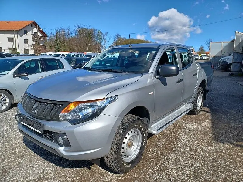 Mitsubishi L 200 L 200 2.4 DI-D 4x4 Tornado (6.2" Navigasyonlu) 4