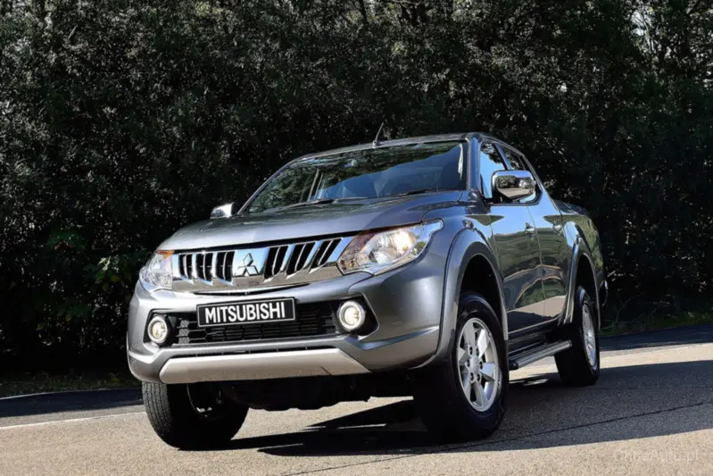 Mitsubishi L 200 L 200 2.4 DI-D MIVEC 4x4 Tornado 2