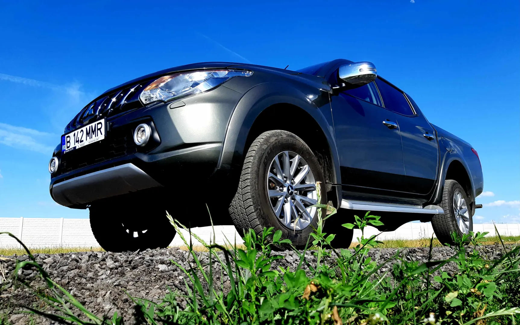 Mitsubishi L 200 L 200 2.4 DI-D MIVEC 4x4 Dragon 6