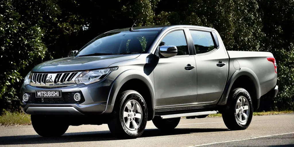 Mitsubishi L 200 L 200 2.4 DI-D MIVEC 4x4 Tornado Crawler Standart 5