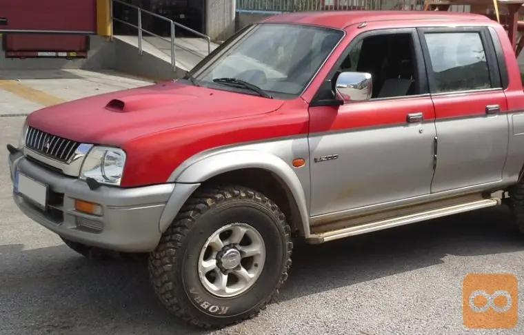 Mitsubishi L 200 L 200 2.5 TD 4x4 GL 6