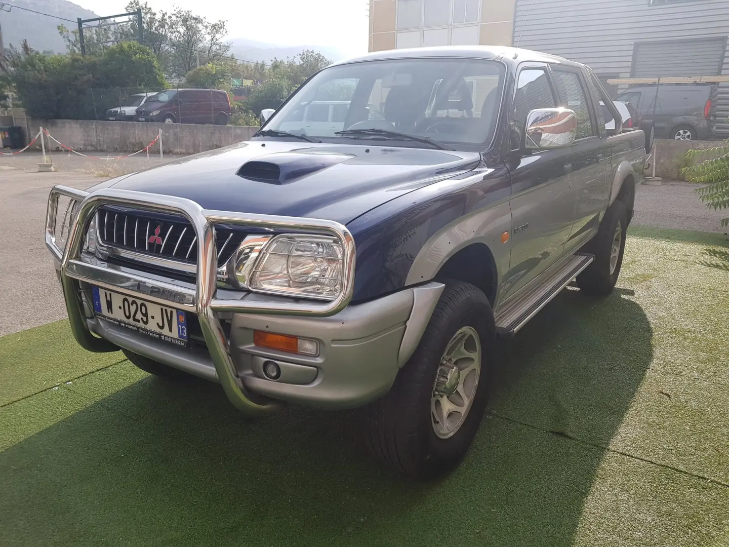 Mitsubishi L 200 L 200 2.5 TD 4x4 GL ABS AC 6