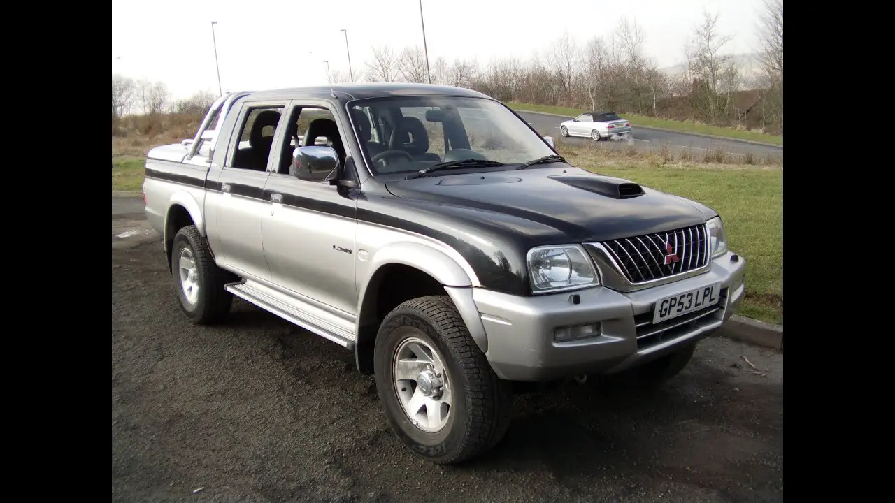 Mitsubishi L 200 L 200 2.5 TD 4x4 GLS 7