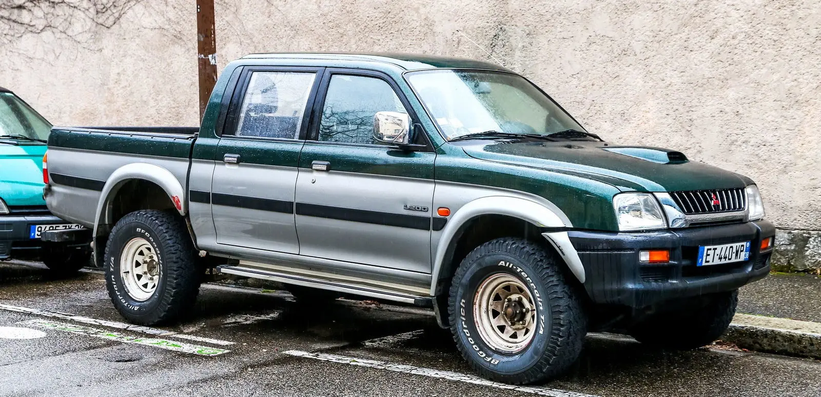 Mitsubishi L 200 L 200 2.5 TD 4x4 GLX 6