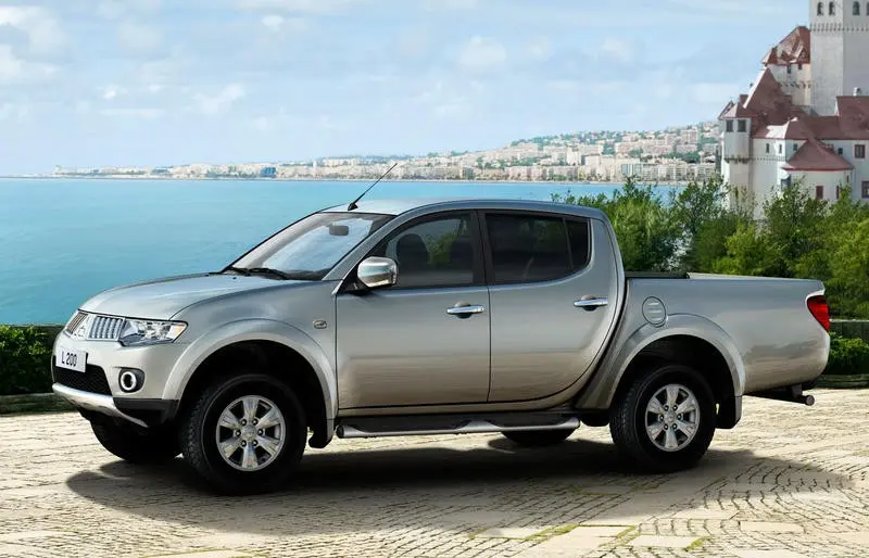 Mitsubishi L 200 L 200 2.5 TDI 4x2 Invite 2