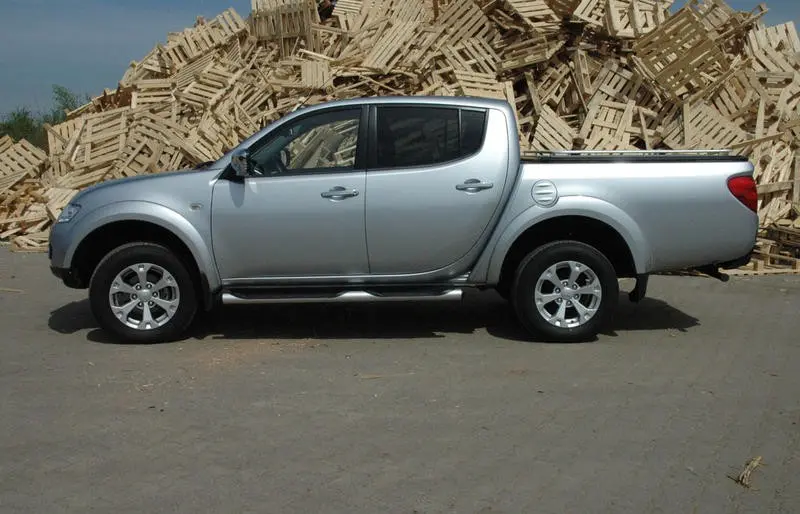 Mitsubishi L 200 L 200 2.5 TDI 4x2 Invite 3