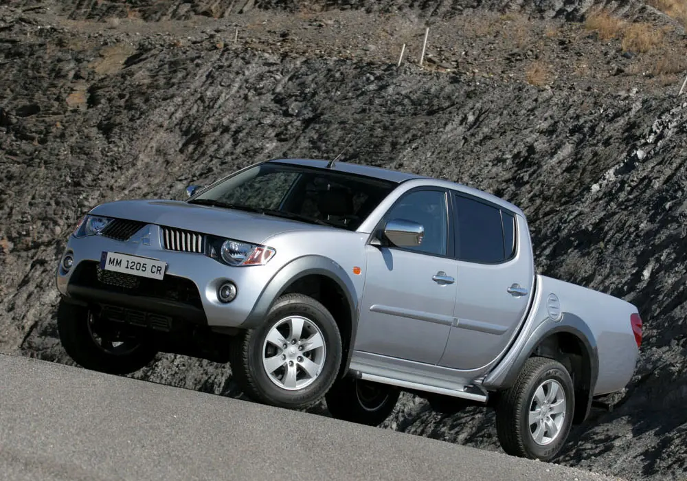 Mitsubishi L 200 L 200 2.5 TDI 4x2 Invite 3