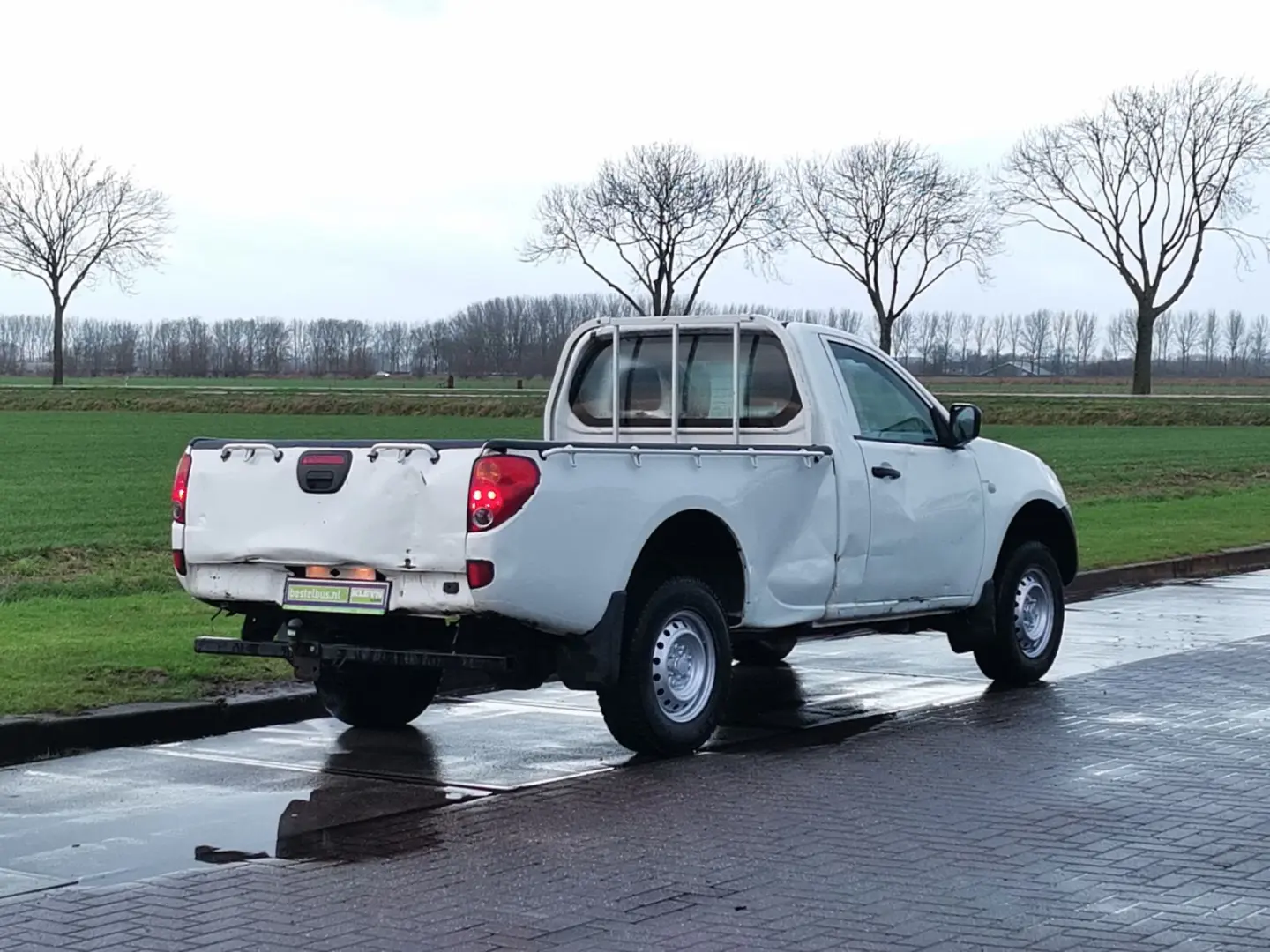 Mitsubishi L 200 L 200 2.5 TDI 4x2 Invite Lux 4