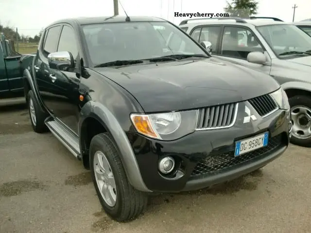 Mitsubishi L 200 L 200 2.5 TDI 4x4 Intense 2