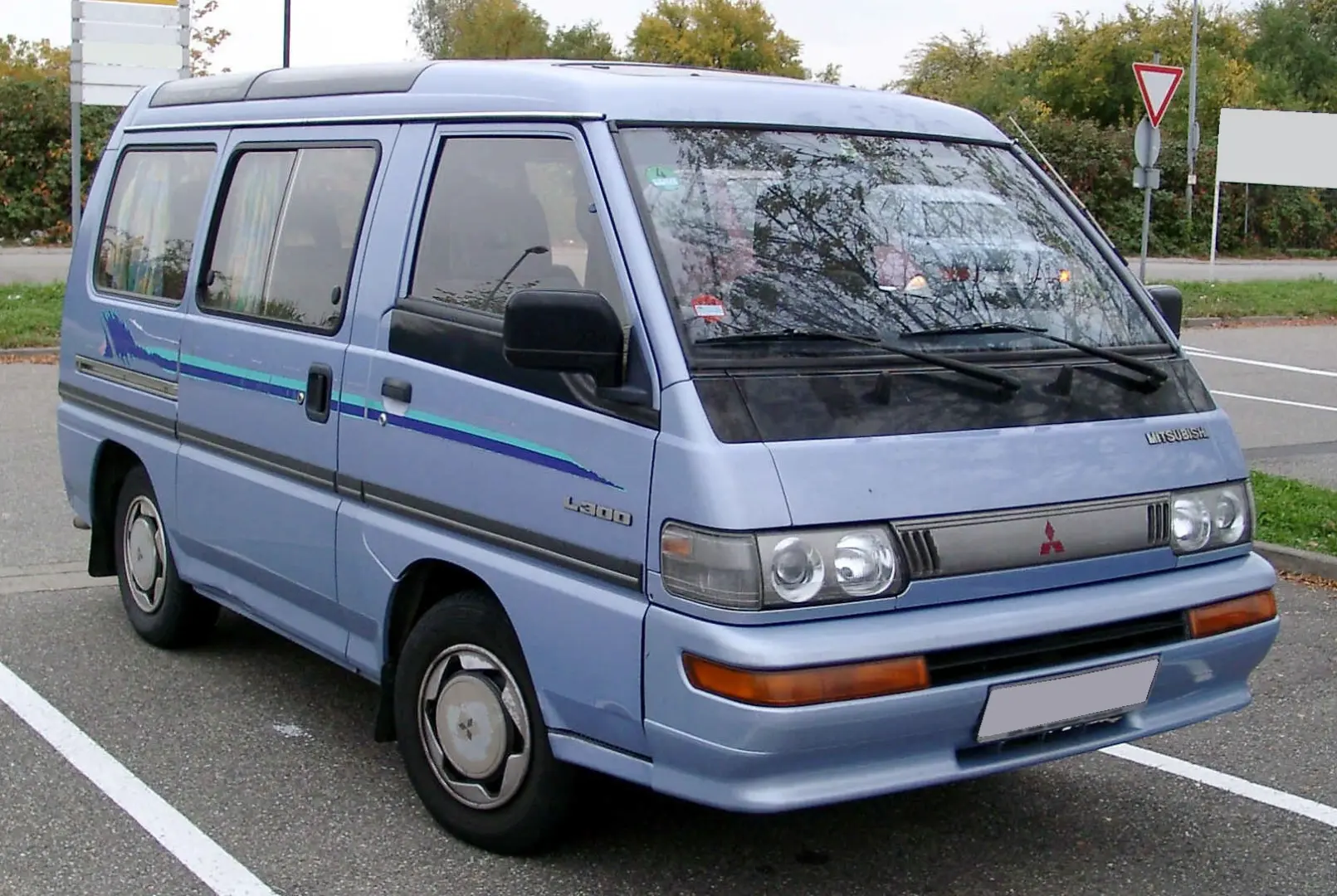 Mitsubishi L 300 L 300 2.0 Transporter 3