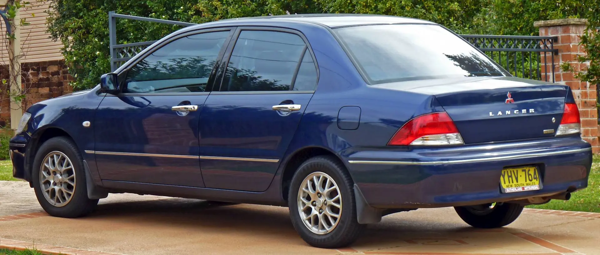Mitsubishi Lancer Lancer 1.3 Comfort 3