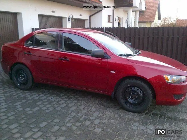 Mitsubishi Lancer Lancer 1.5 Inform 4