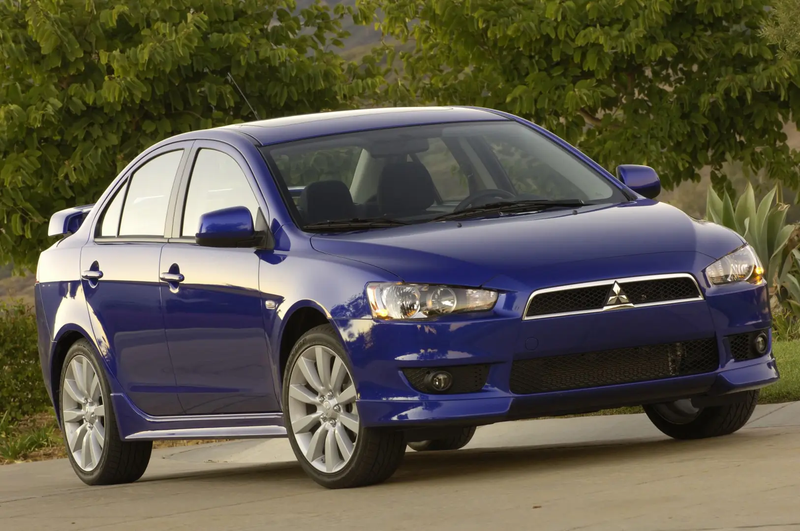 Mitsubishi Lancer Lancer 1.5 Inform 4