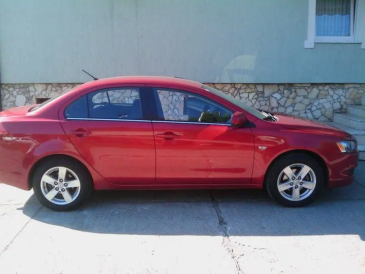 Mitsubishi Lancer Lancer 1.5 Invite 3