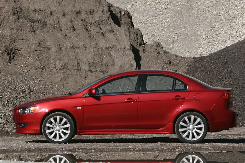 Mitsubishi Lancer Lancer 1.5 Invite 1