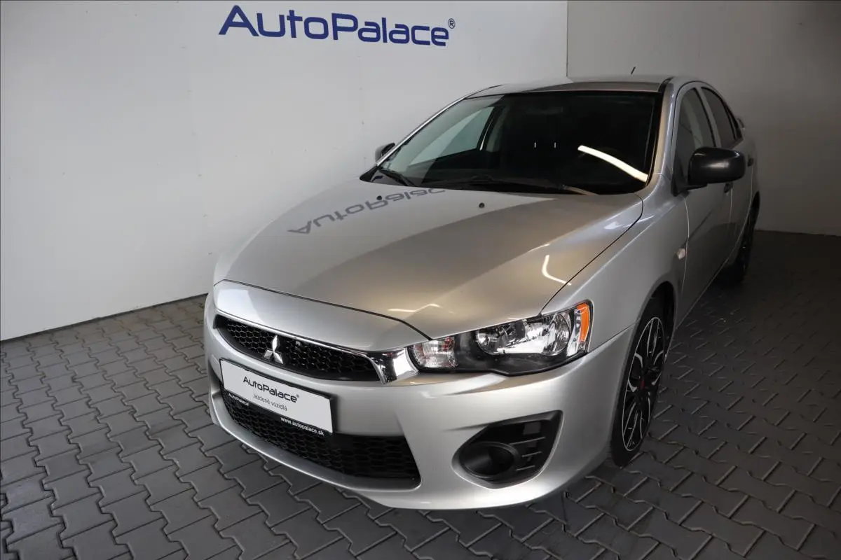 Mitsubishi Lancer Lancer 1.6 Inform 2