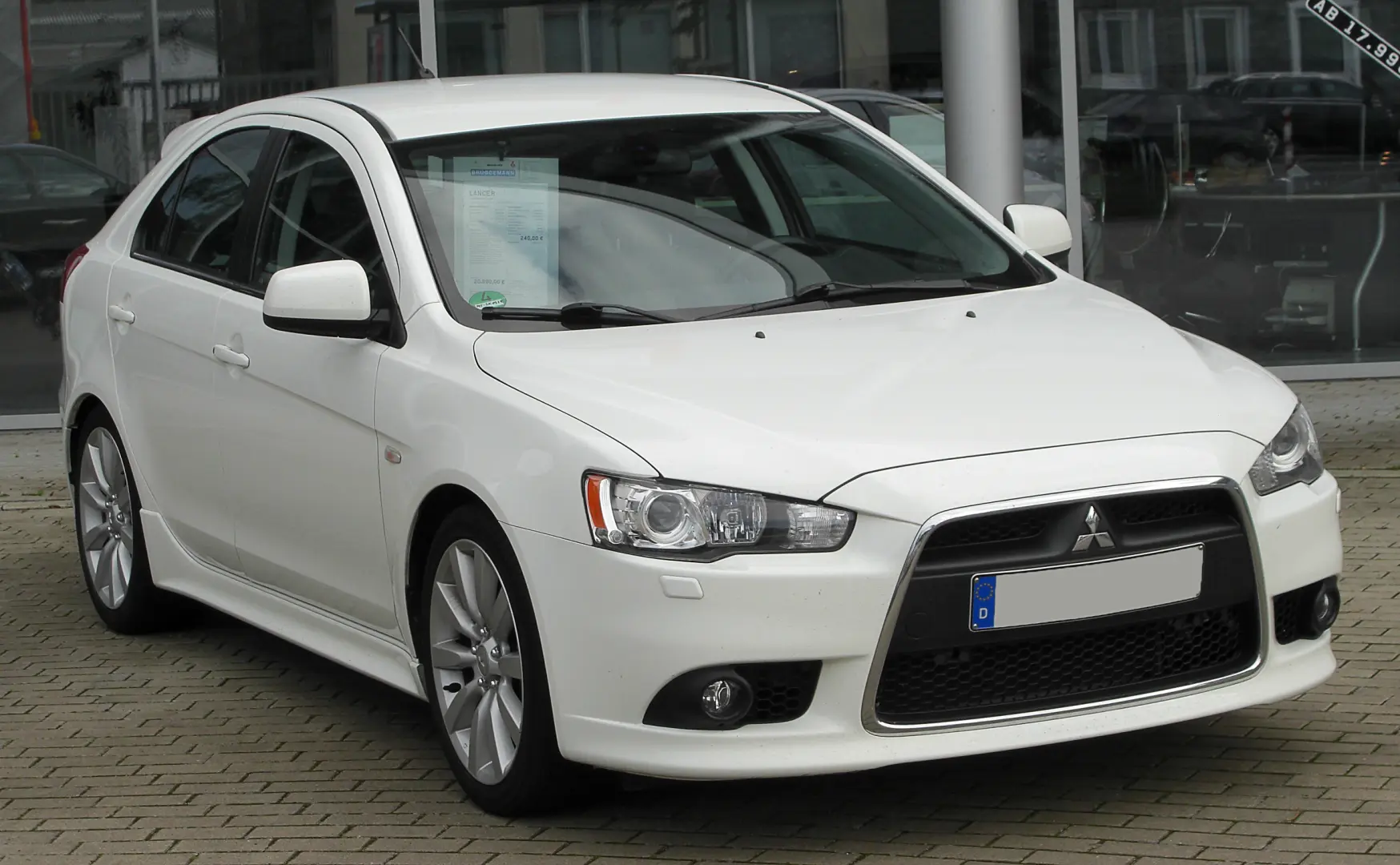 Mitsubishi Lancer Lancer 1.6 Inform 4