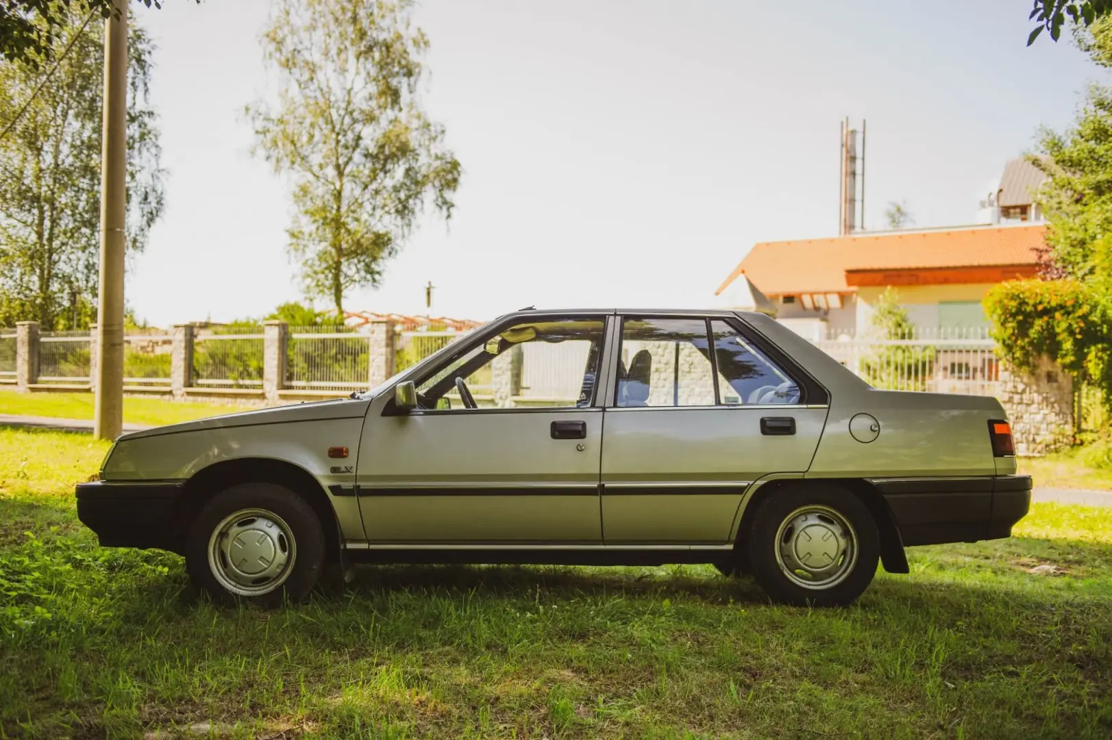 Mitsubishi Lancer Lancer 1800 GLD 3