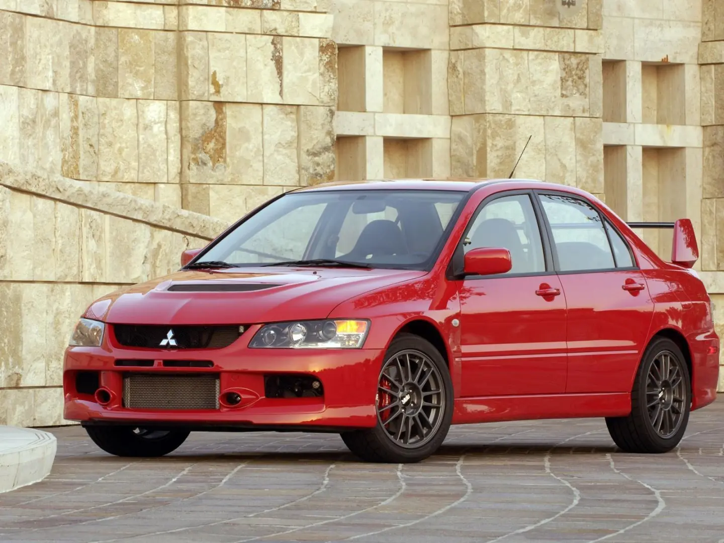 Mitsubishi Lancer Lancer 2.0 Evo IX 4