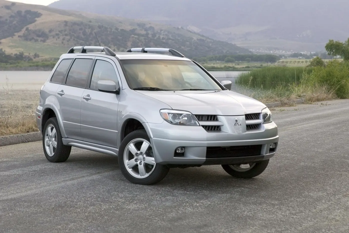 Mitsubishi Outlander Outlander 2.0 4WD Sport 7