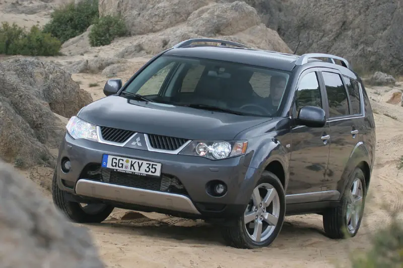 Mitsubishi Outlander Outlander 2.0 DI-D 5