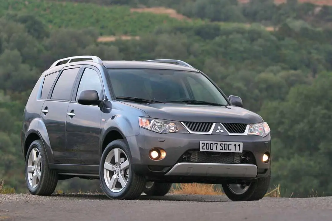 Mitsubishi Outlander Outlander 2.0 DI-D 5