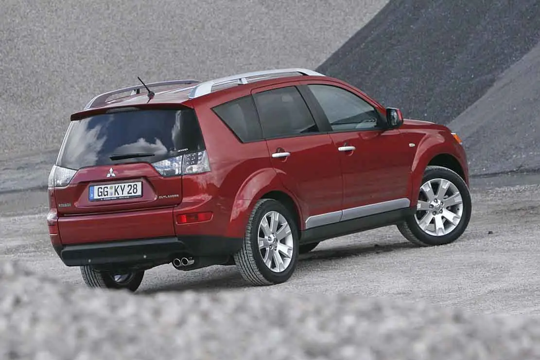 Mitsubishi Outlander Outlander 2.0 DI-D 6