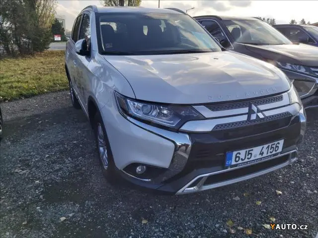 Mitsubishi Outlander Outlander 2.0 MIVEC 4x4 Instyle CVT 6