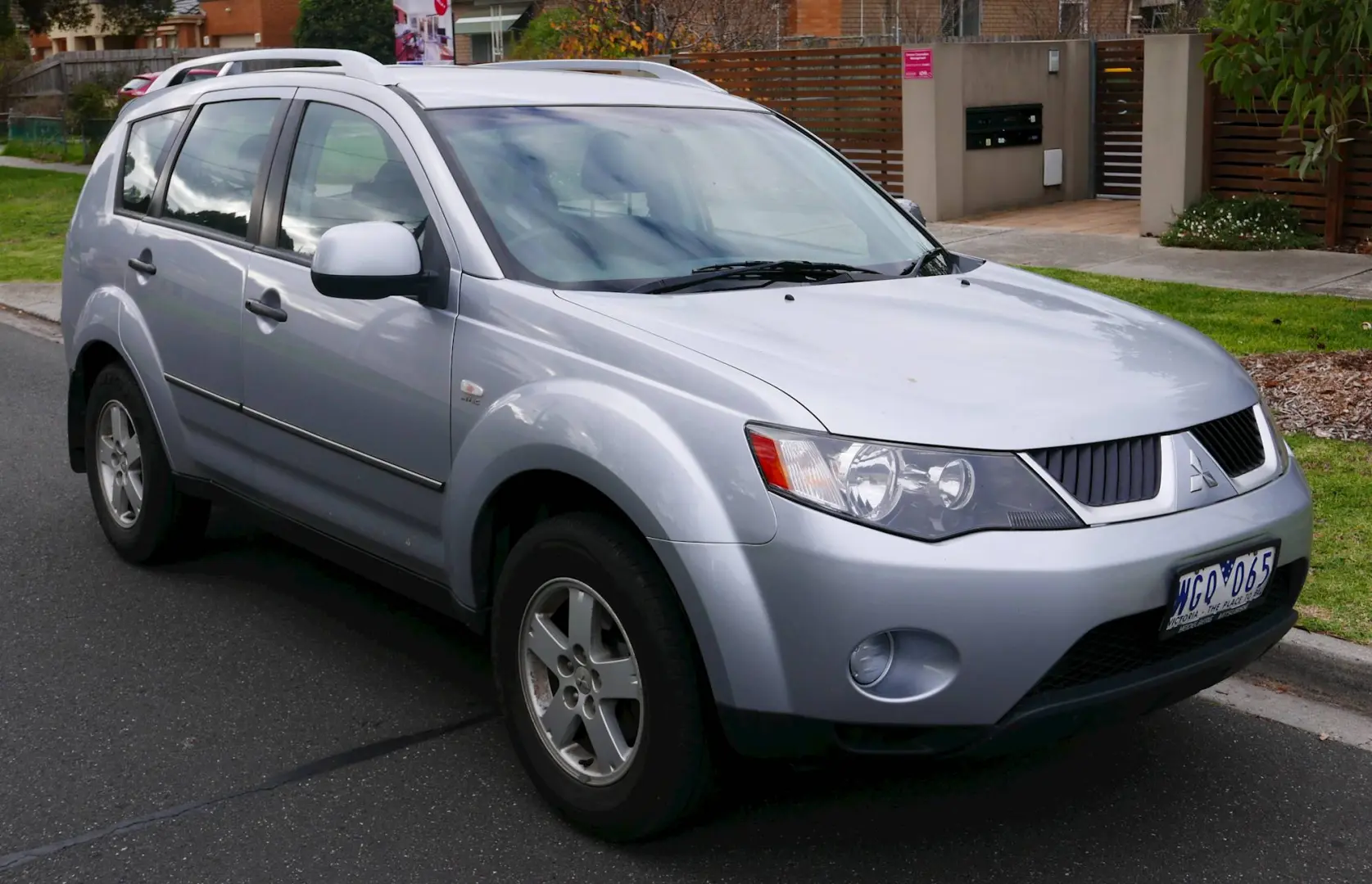 Mitsubishi Outlander Outlander 2.4 Invite CVT 2