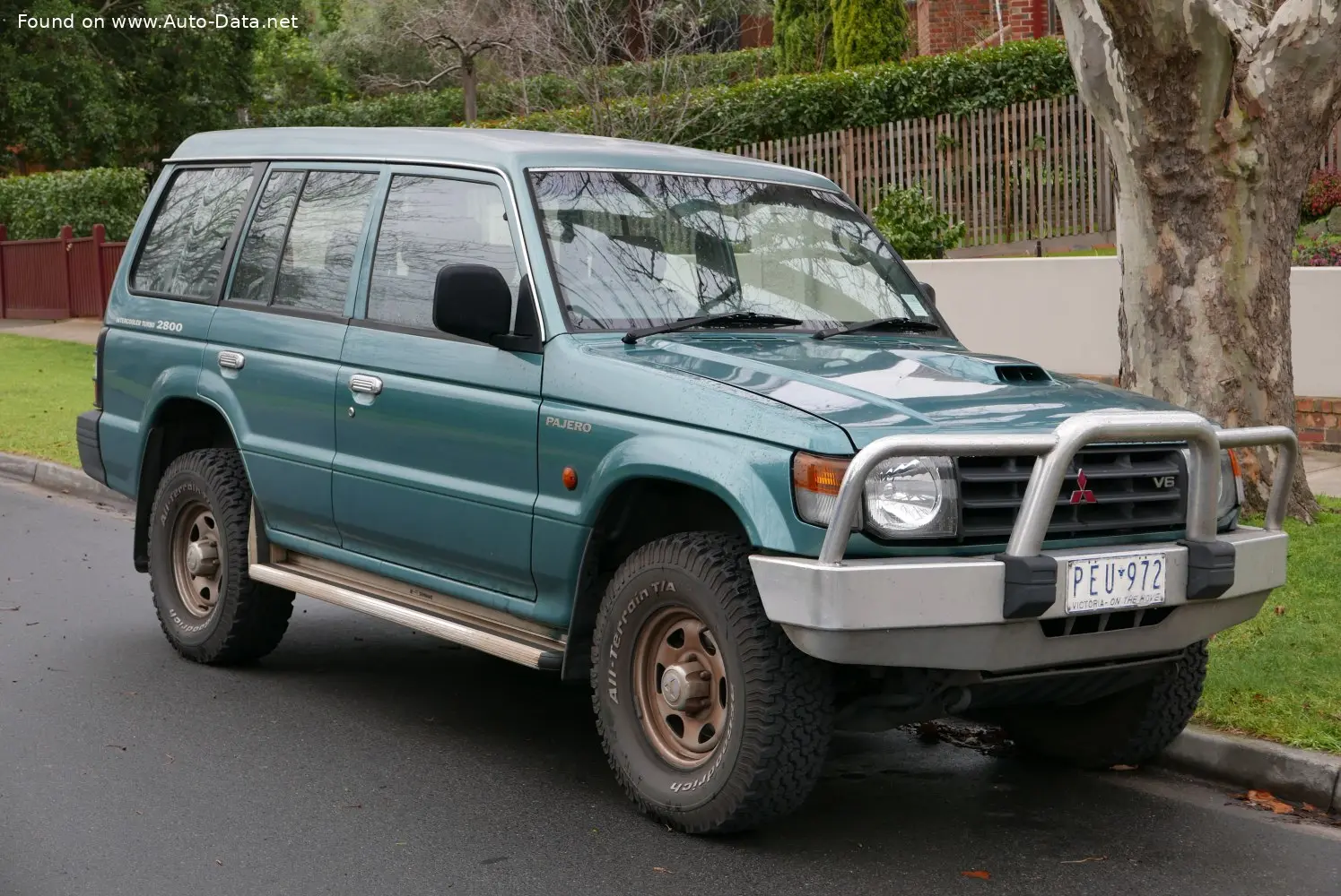 Mitsubishi Pajero Pajero 2.3 0