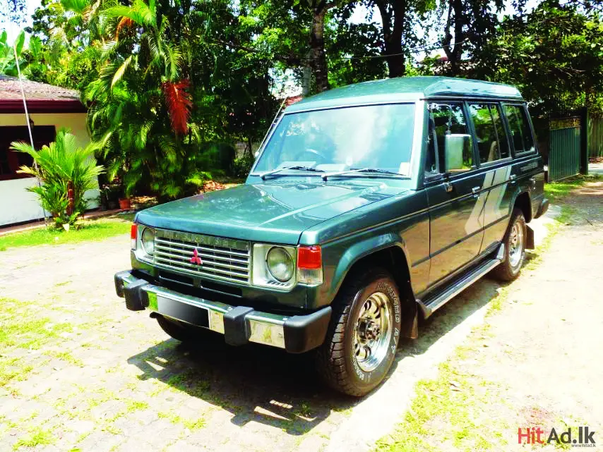 Mitsubishi Pajero Pajero 2.3 5