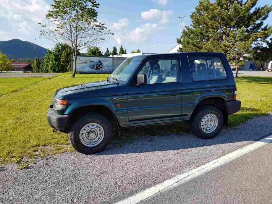 Mitsubishi Pajero Pajero 2.5 TD GL 5