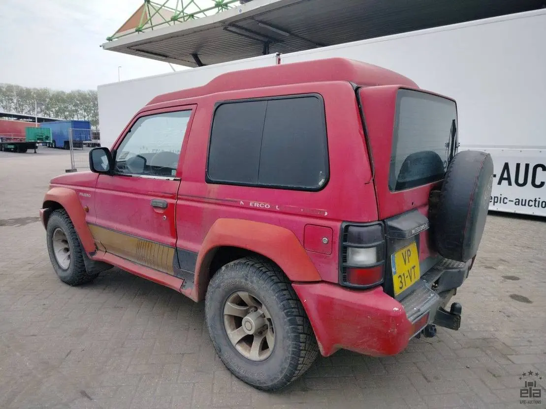 Mitsubishi Pajero Pajero 2.5 TD GLX 4