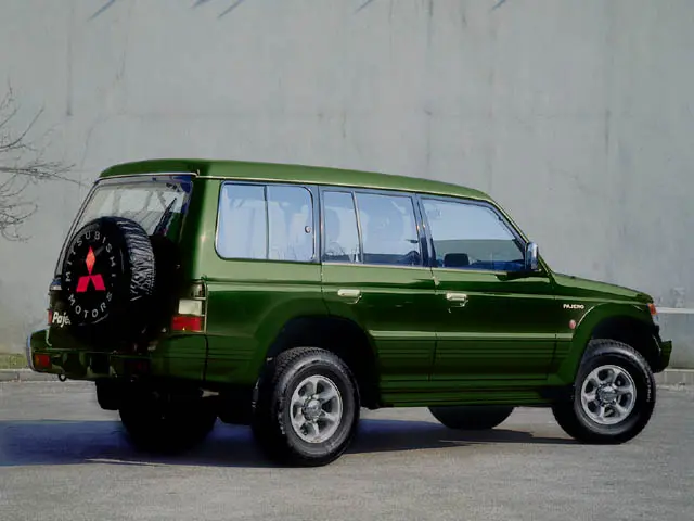Mitsubishi Pajero Pajero 2.5 TD Wagon GL 4