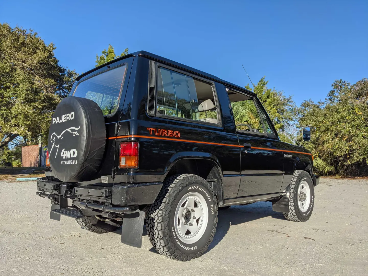 Mitsubishi Pajero Pajero 2.6 3