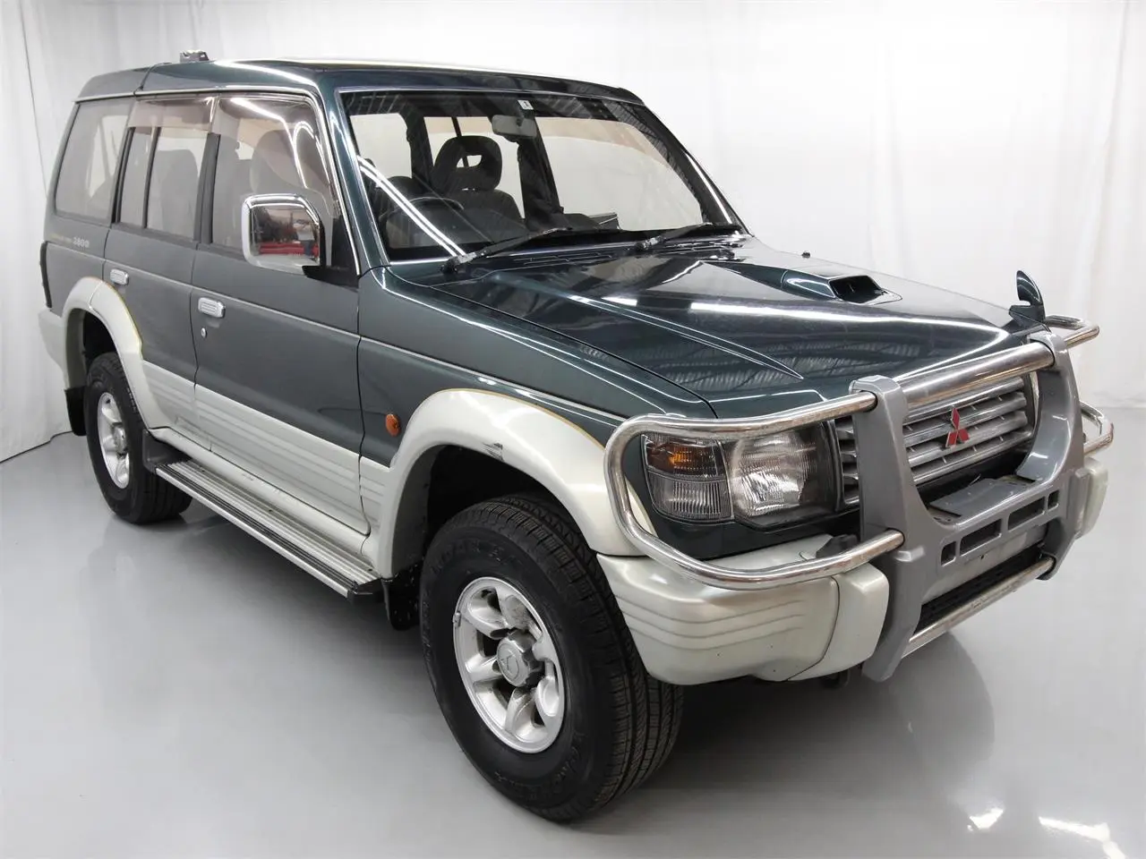 Mitsubishi Pajero Pajero 2.8 TD Wagon GLX 6