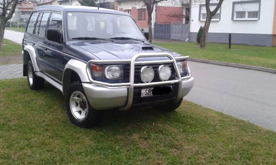 Mitsubishi Pajero Pajero 2.8 TD Wagon GLX 5