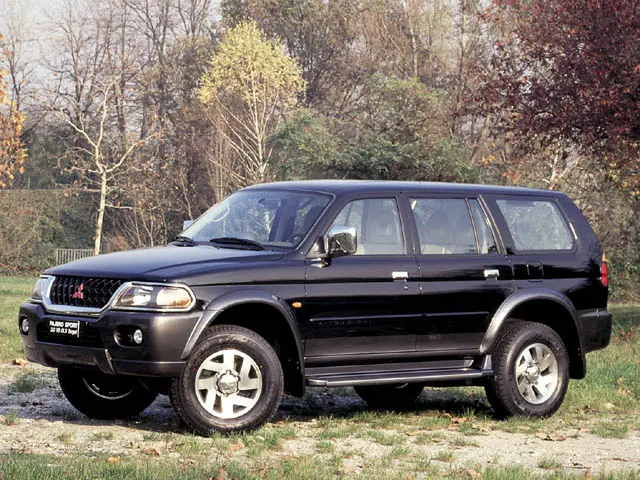 Mitsubishi Pajero Pajero 3.0 V6 24V Wagon GLS 4