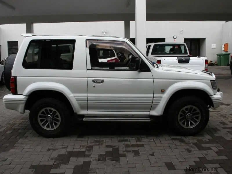 Mitsubishi Pajero Pajero 3.0 V6 GLS 5