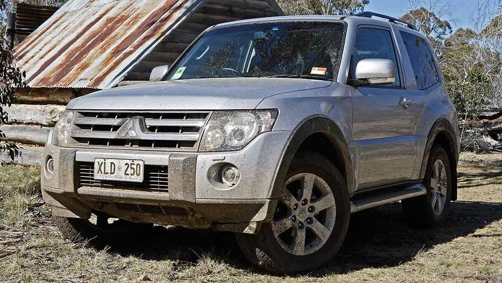 Mitsubishi Pajero Pajero 3.0 V6 Wagon 5