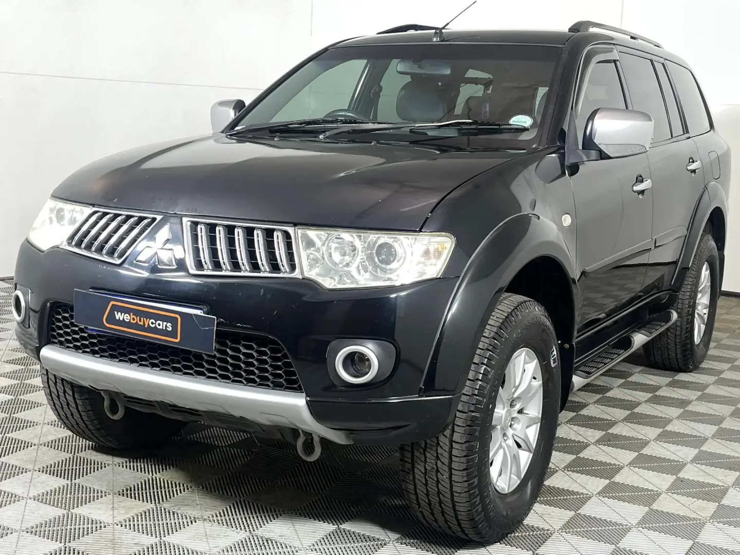 Mitsubishi Pajero Pajero 3.2 DI-D GLS Instyle 2