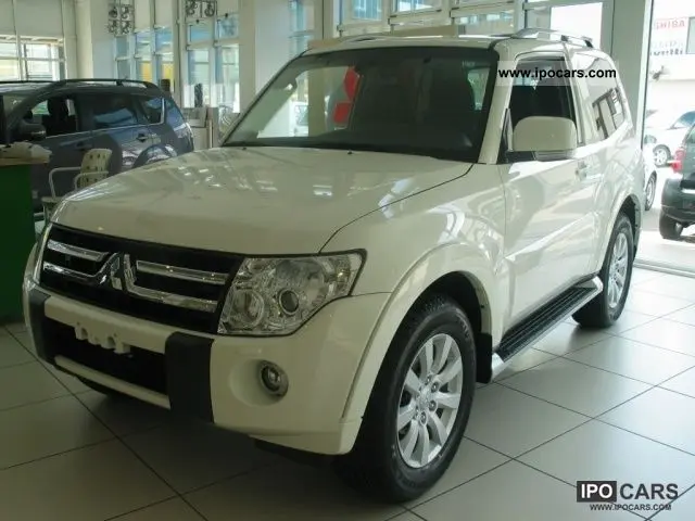 Mitsubishi Pajero Pajero 3.2 DI-D Instyle 7