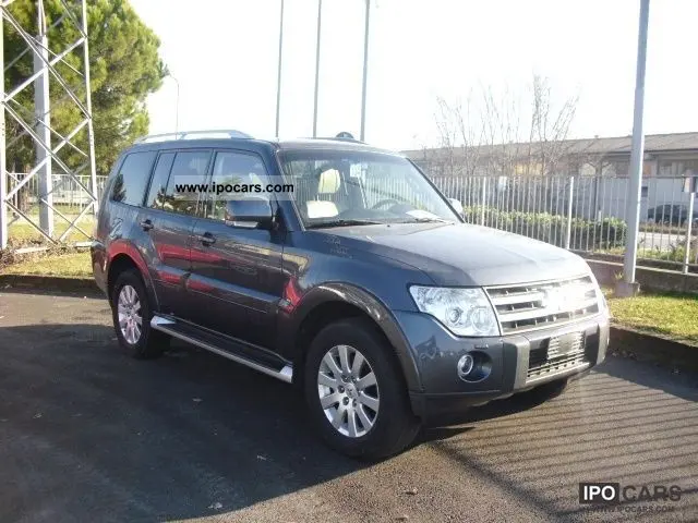 Mitsubishi Pajero Pajero 3.2 DI-DC Instyle 3