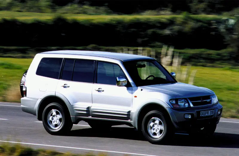 Mitsubishi Pajero Pajero 3.5 V6 Wagon GLS 1