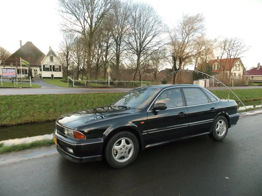 Mitsubishi Sigma Sigma 3.0 V6 3