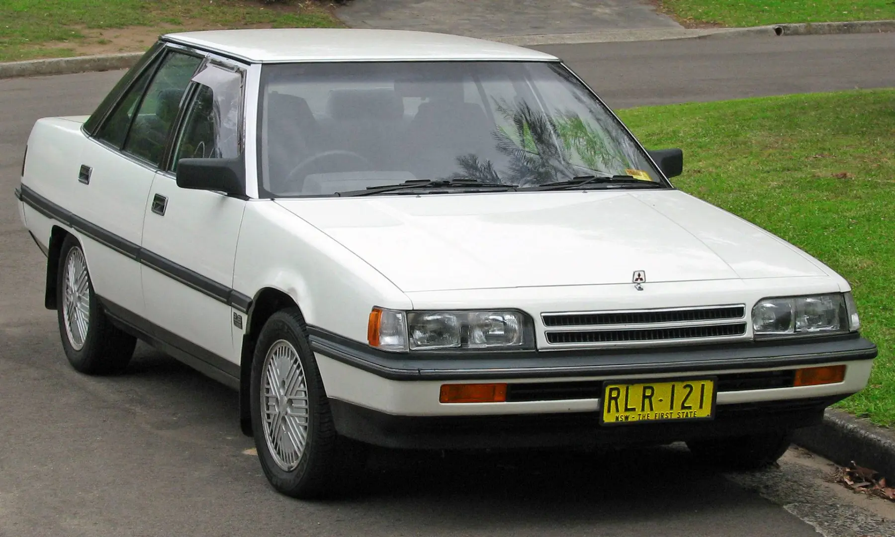 Mitsubishi Sigma Sigma 3.0 V6 6