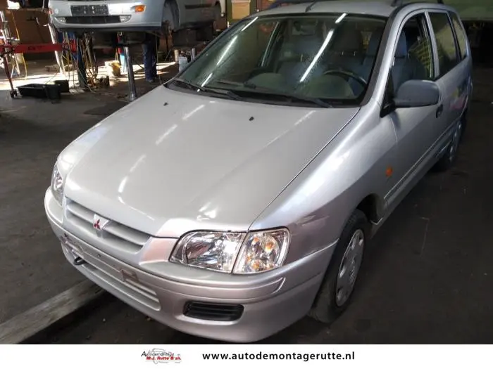Mitsubishi Space Star Space Star 1.8 GDI 2