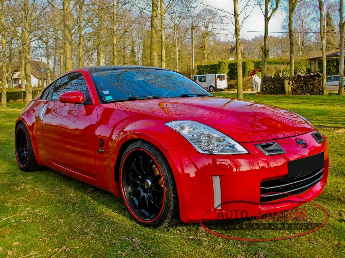 Nissan  350Z 3.5 V6 Base 5