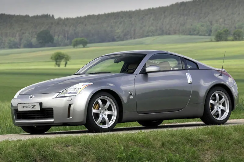 Nissan  350Z 3.5 V6 Base 3